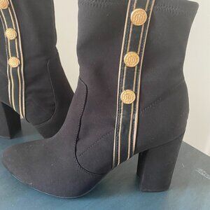 Tommy Hilfiger Ankle Boots Black Stretch Neoprene Gold Buttons SZ 8.5